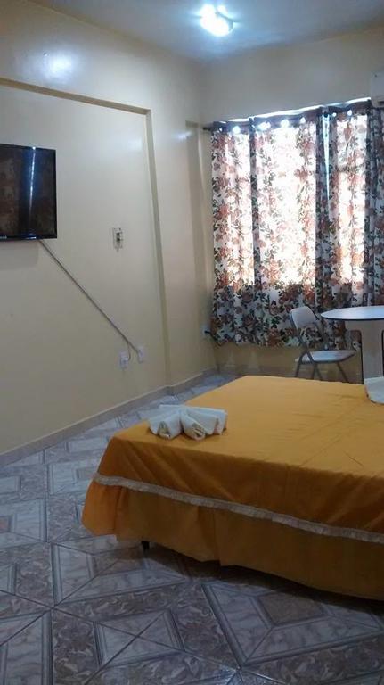 מנאוס Hotel Monaco מראה חיצוני תמונה